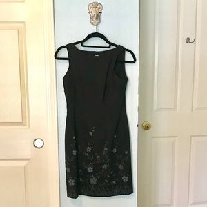The perfect little black dress!